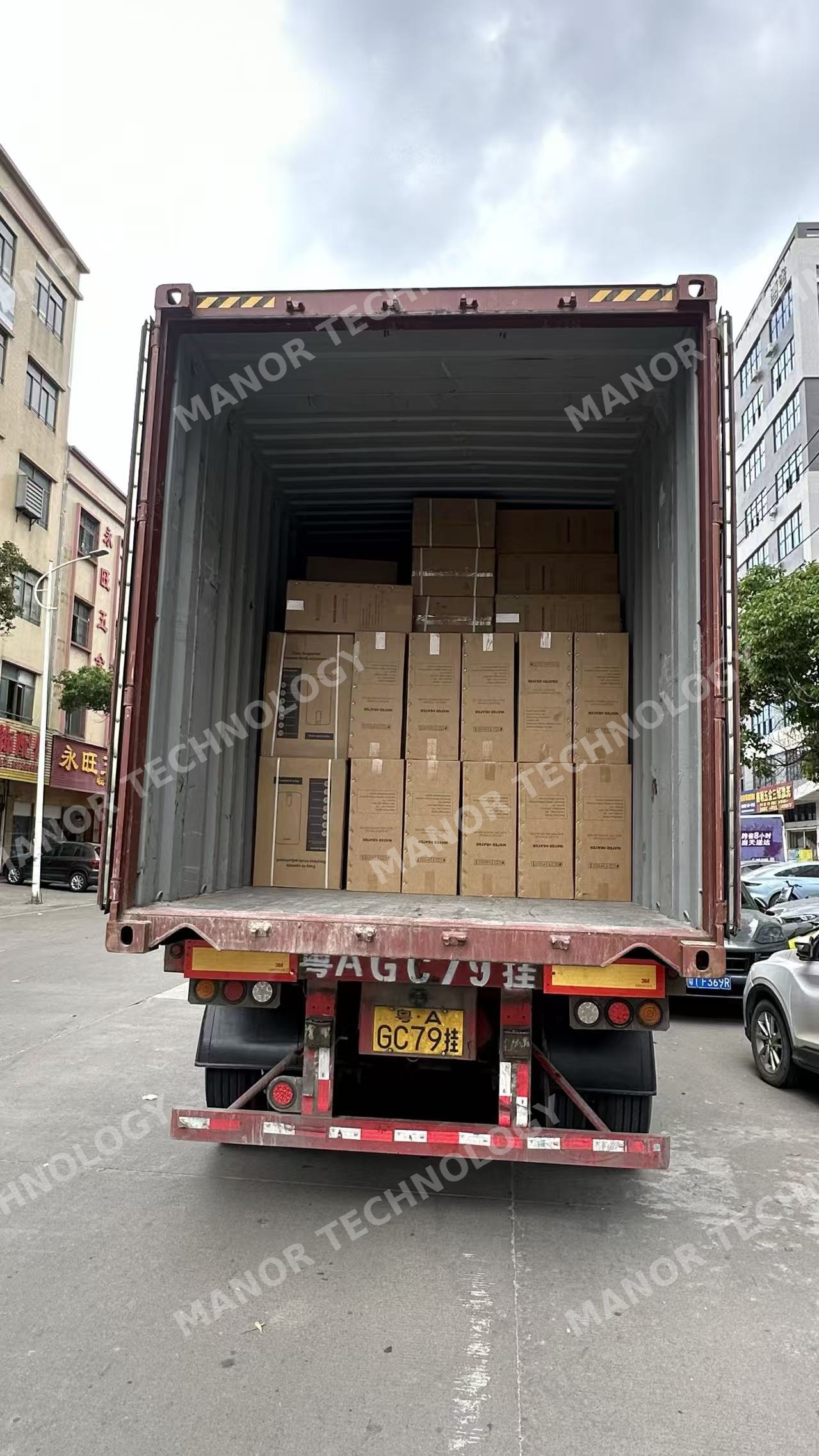 Container arriving at Guangzhou Nansha port for export shipping